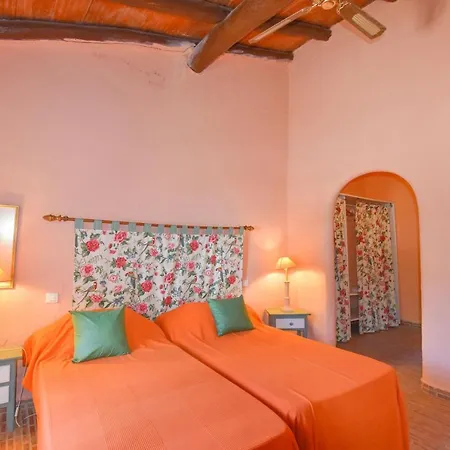 Book Jet - El Rancho Libertad Bed & Breakfast
