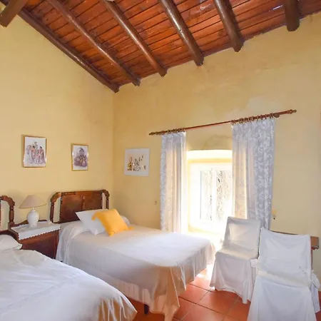 Book Jet - El Rancho Libertad Bed & Breakfast